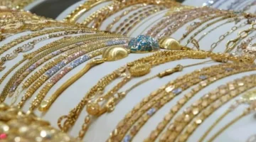 سعر الذهب يسجل هبوطًا ملحوظًا في ختام تعاملات اليوم بالأسواق المحلية